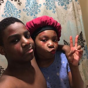 Meet your Posher, Levar